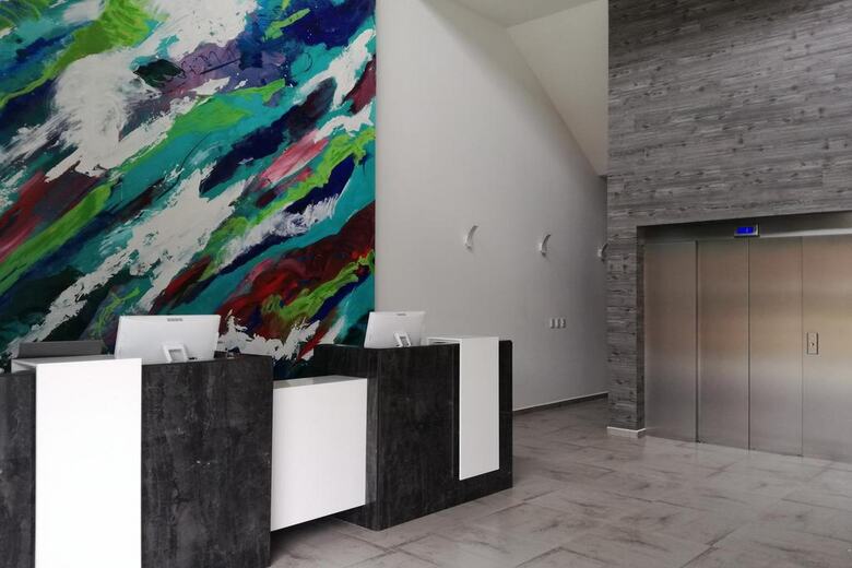 Life Hotel