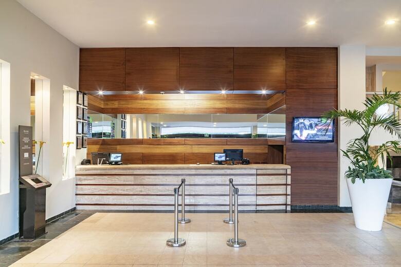 Hotel Smart Cancun By Oasis