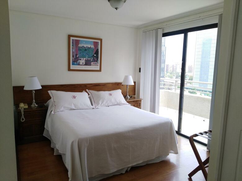 Hotel Room Apart