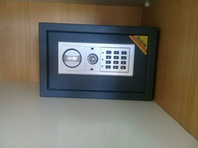 Hotel Room Apart