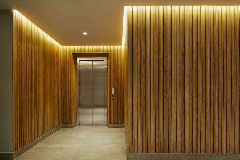14 Urban Hotel