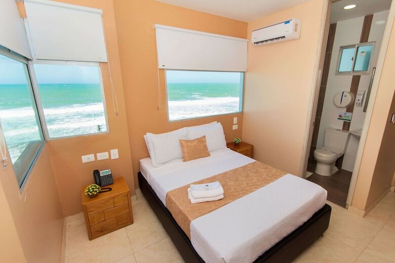 Hotel Aixo Suites