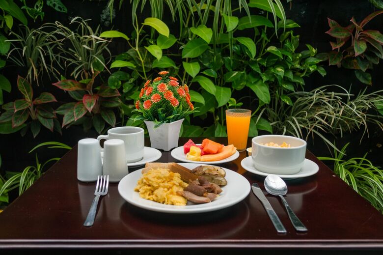 Hotel Aixo Suites