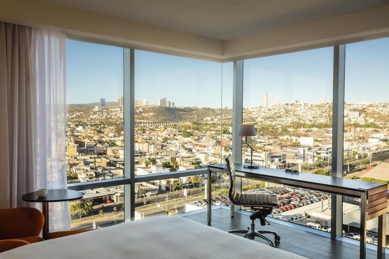 Hotel Fiesta Inn Express Quer�taro Constituyentes