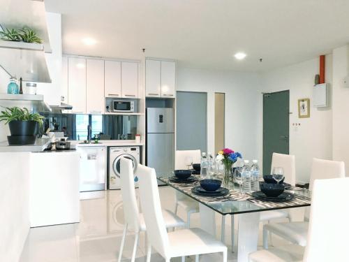 Summer Suites Klcc Apartments