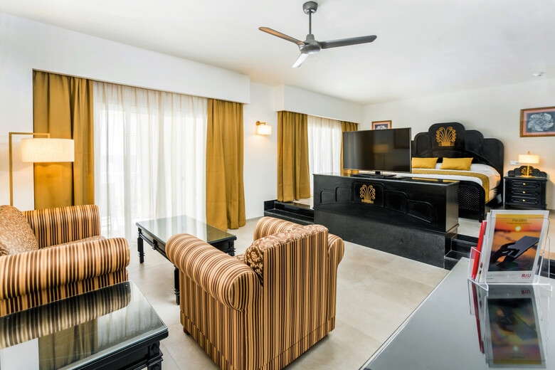 Hotel Riu Vallarta All Inclusive