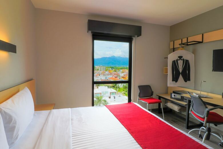 Hotel City Express Plus Puerto Vallarta