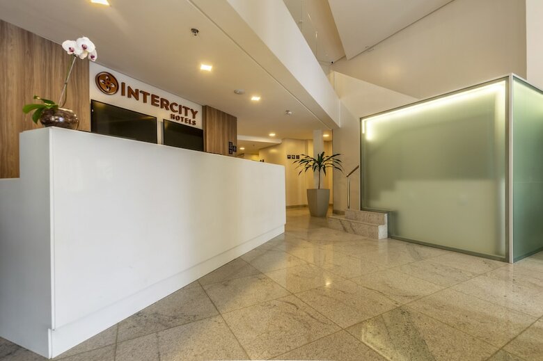 Hotel Intercity Macei�