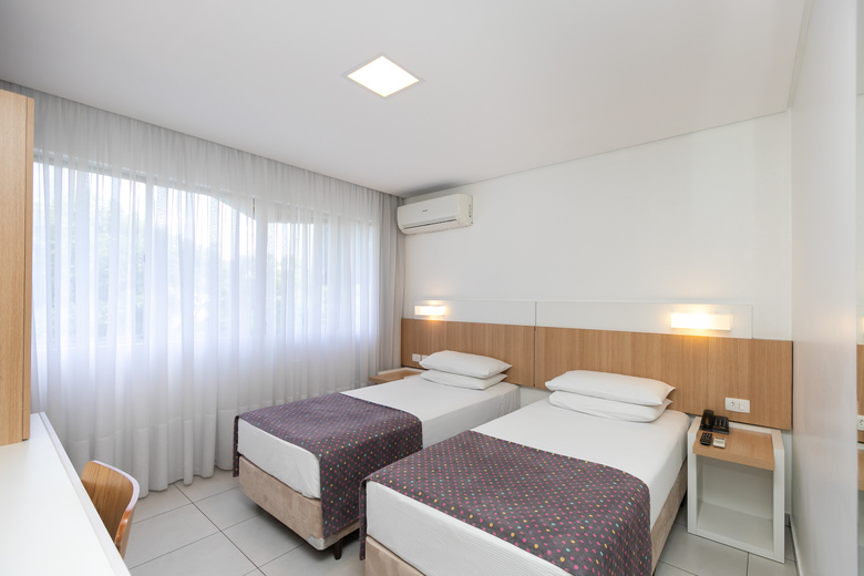 Hotel Harbor Self Saint Emilion