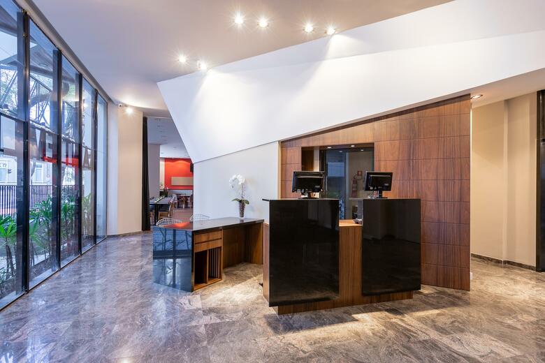 Hotel Harbor Self Saint Emilion