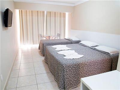 Cabanas Praia Hotel