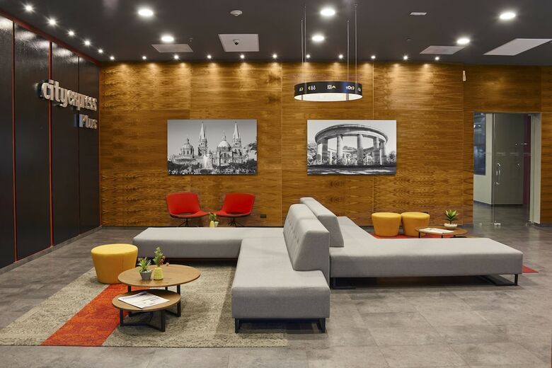 Hotel City Express Plus Guadalajara Expo