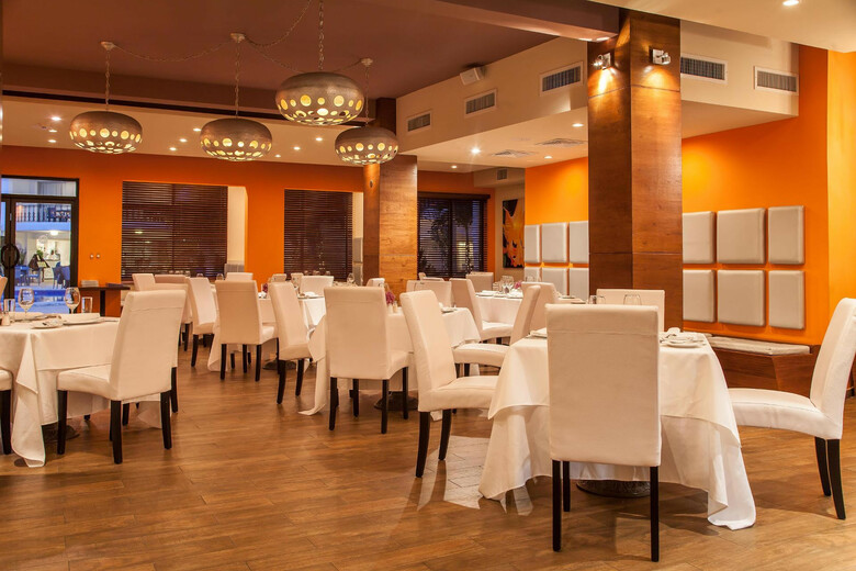 Hotel NH Hait� El Rancho
