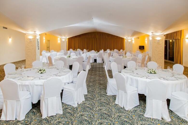 Hotel NH Hait� El Rancho