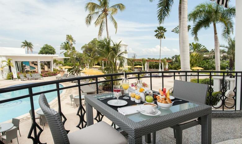 Hotel NH Hait� El Rancho