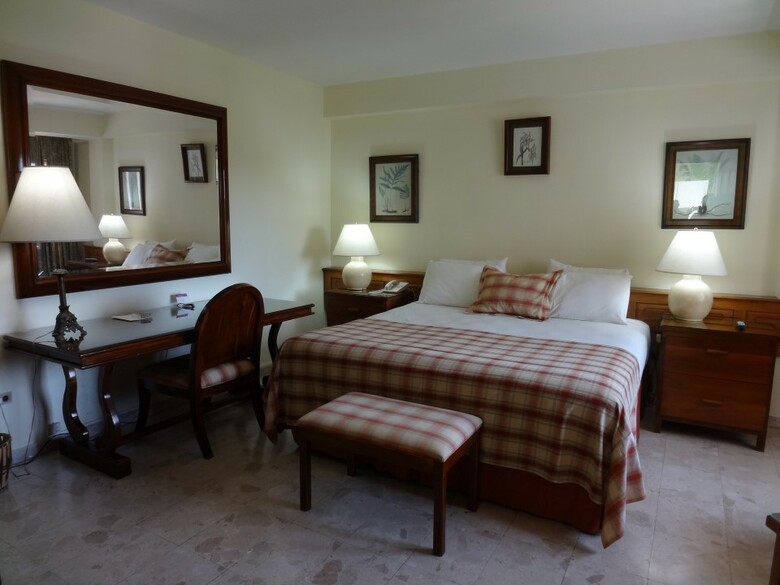 Hotel NH Hait� El Rancho
