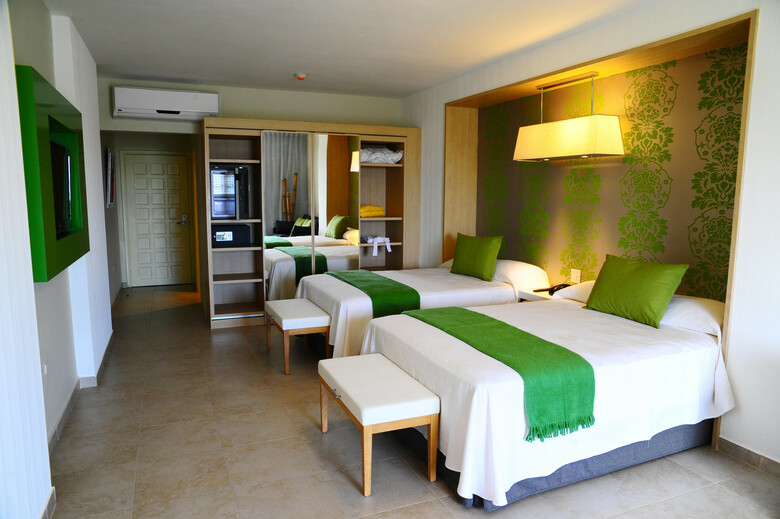 Hotel NH Hait� El Rancho