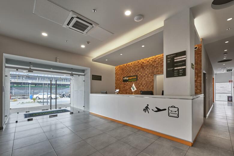 Hotel City Express Junior Le�n Centro De Convenciones