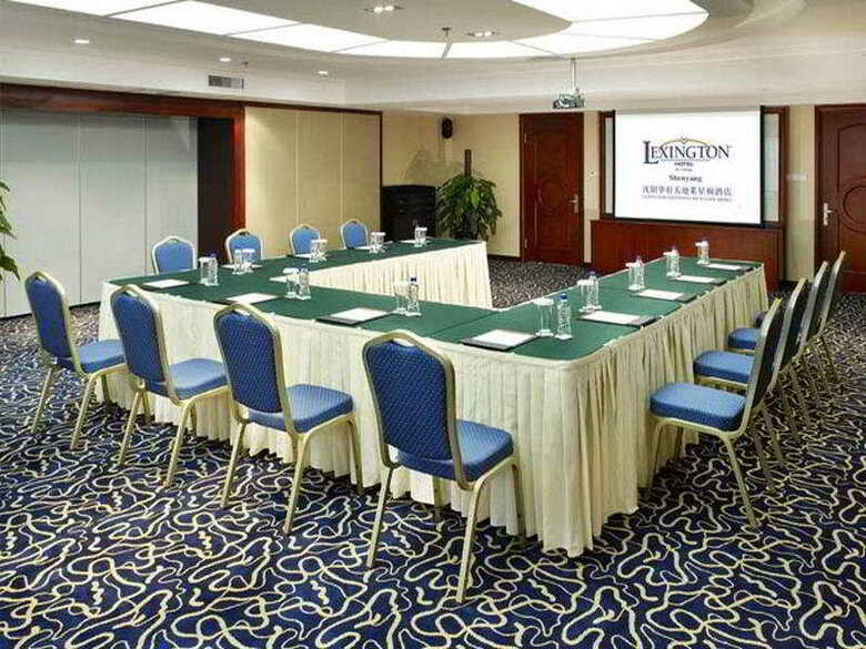 Lexington Shenyang Rich Gate Hotel