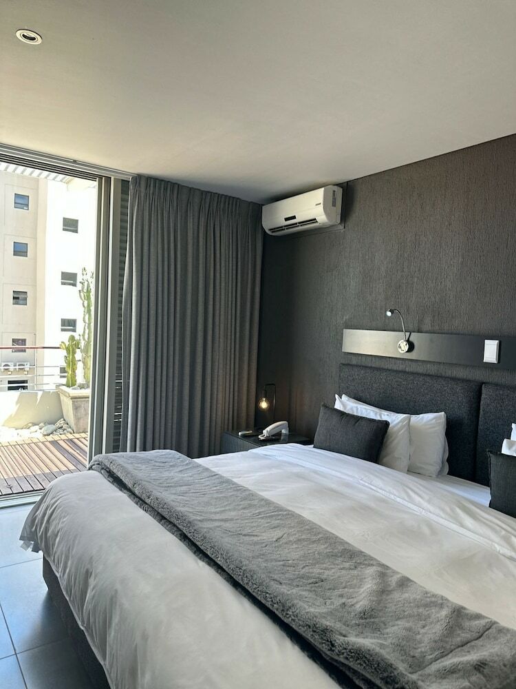 Atlantic Affair Boutique Hotel