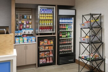 Holiday Inn Express Hotel  Suites Annap