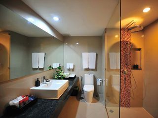 Hotel Aonang Cliff Beach Resort