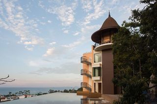 Hotel Aonang Cliff Beach Resort