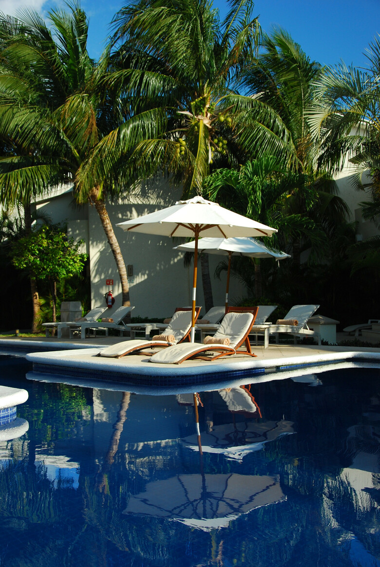 Hotel Laguna Suites Golf & Spa