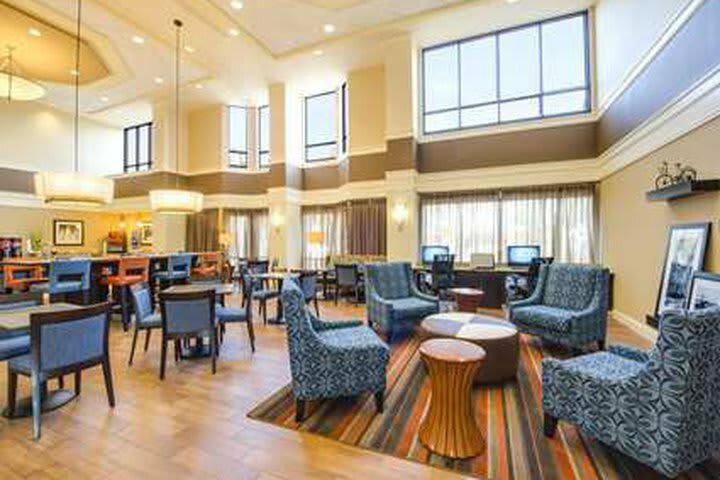 Hotel Hampton Inn & Suites Atlanta Airport