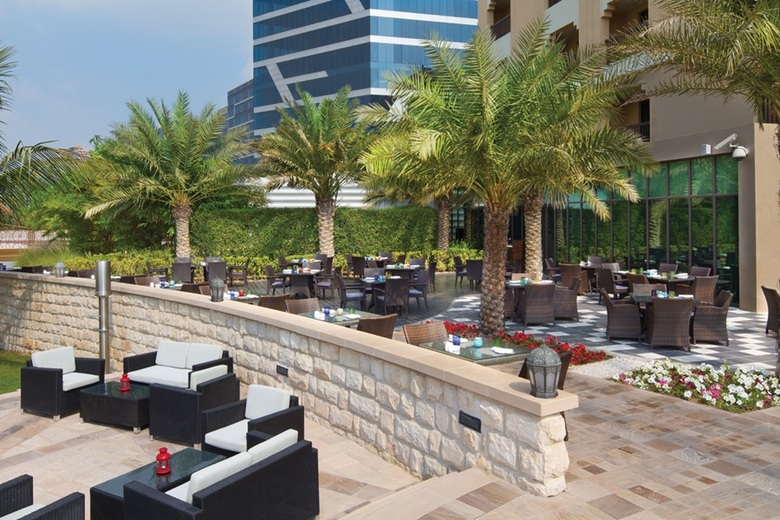 Hotel Traders Qaryat Al Beri