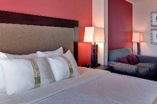 Holiday Inn Hotel & Suites Bakersfield North