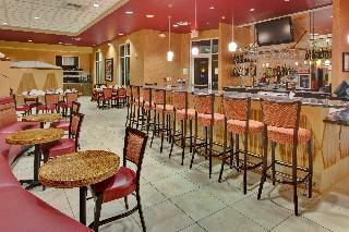 Holiday Inn Hotel & Suites Bakersfield North