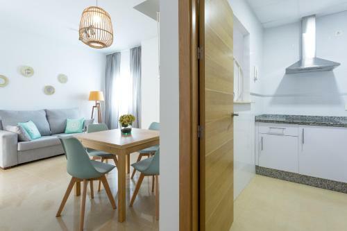 Apartamentos Diaber Alberto Lista