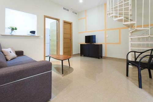 Apartamentos Diaber Alberto Lista