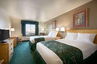 Hotel Baymont By Wyndham Yermo