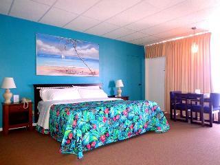 Sands Harbor Hotel & Marina