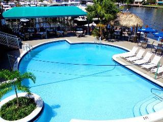 Sands Harbor Hotel & Marina