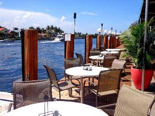 Sands Harbor Hotel & Marina