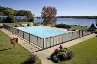 Hotel Americas Best Value Inn-pell City/riverside
