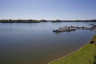 Hotel Americas Best Value Inn-pell City/riverside