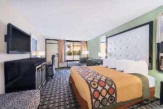 Hotel Super 8 By Wyndham Montgomery