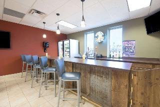 Hotel Ramada By Wyndham Williston Airport