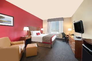 Hotel Ramada By Wyndham Williston Airport