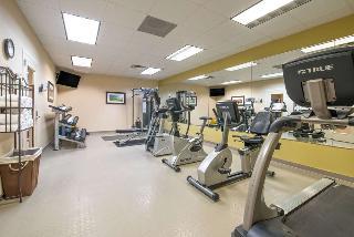 Hotel Ramada By Wyndham Williston Airport