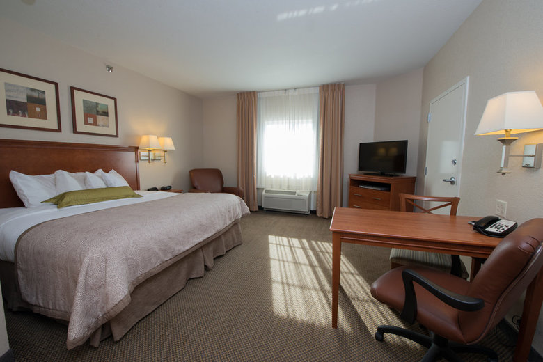 Hotel Candlewood Suites Bismarck