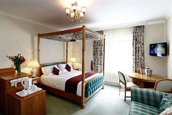 Mercure Blackburn Foxfields Country Hotel