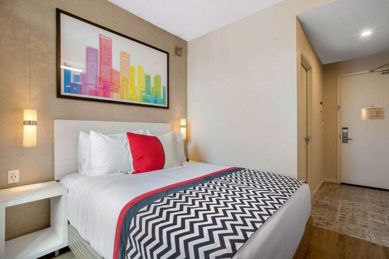 Insignia Hotel Ascend Hotel Collection