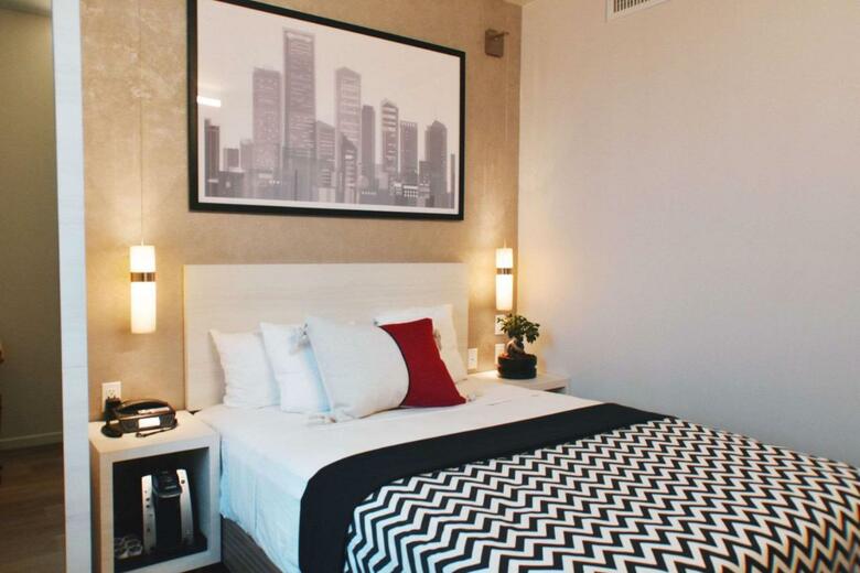 Insignia Hotel Ascend Hotel Collection