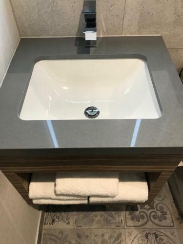 Insignia Hotel Ascend Hotel Collection
