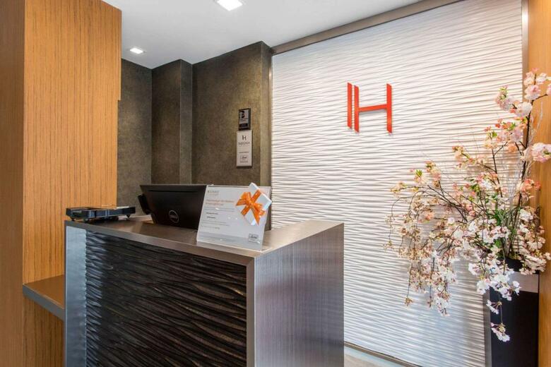Insignia Hotel Ascend Hotel Collection